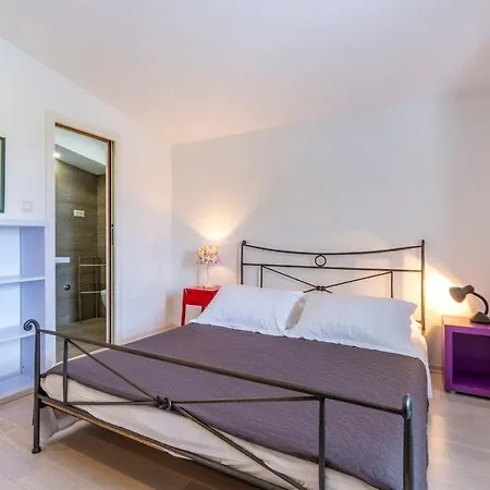 Ume Villa Omis